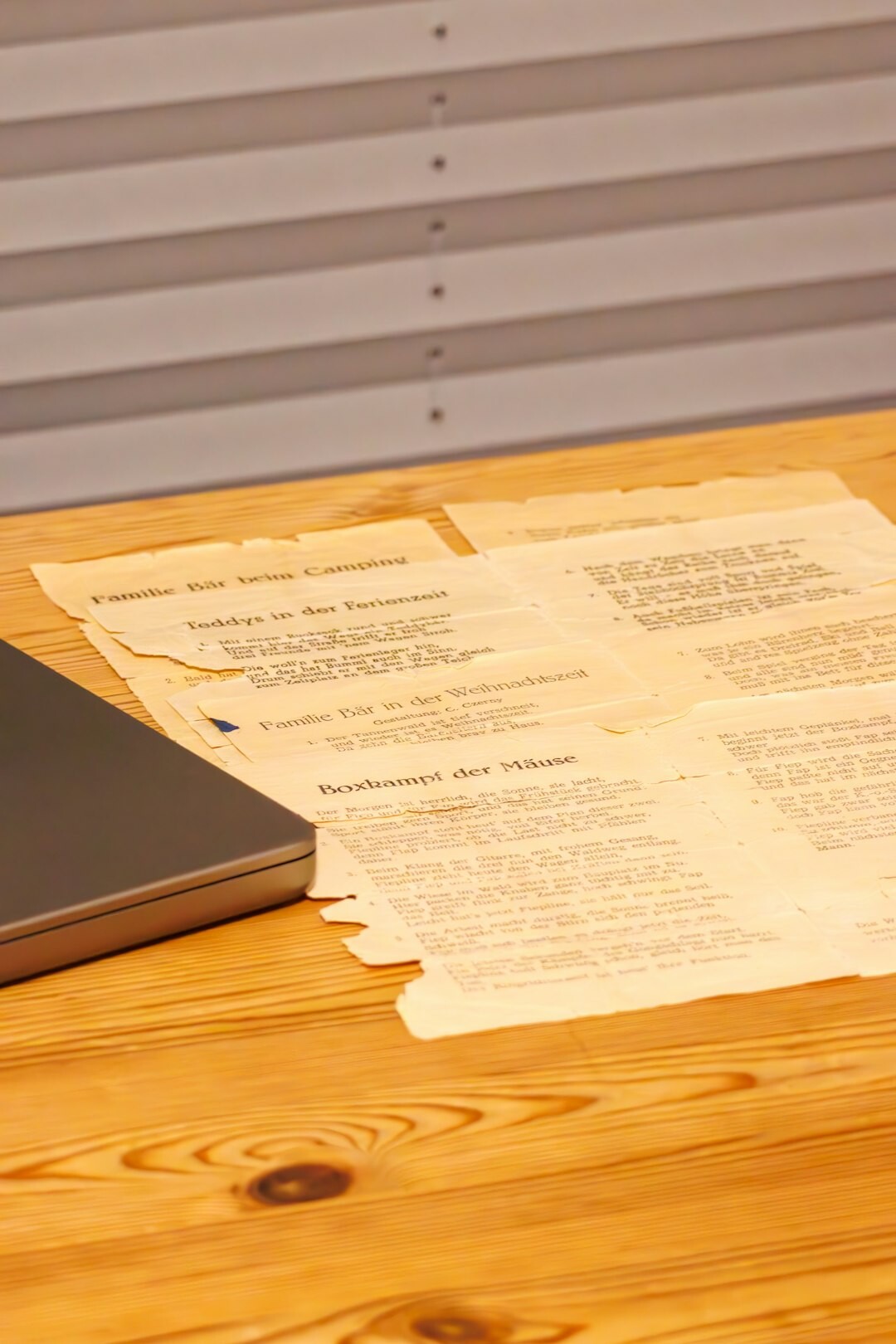 old crime files and documents